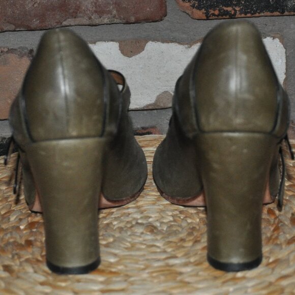 John Fluevog Olive Green Leather Mary Jane Double Strap Pump Midi Heel Shoes 8.5 - Picture 7 of 12
